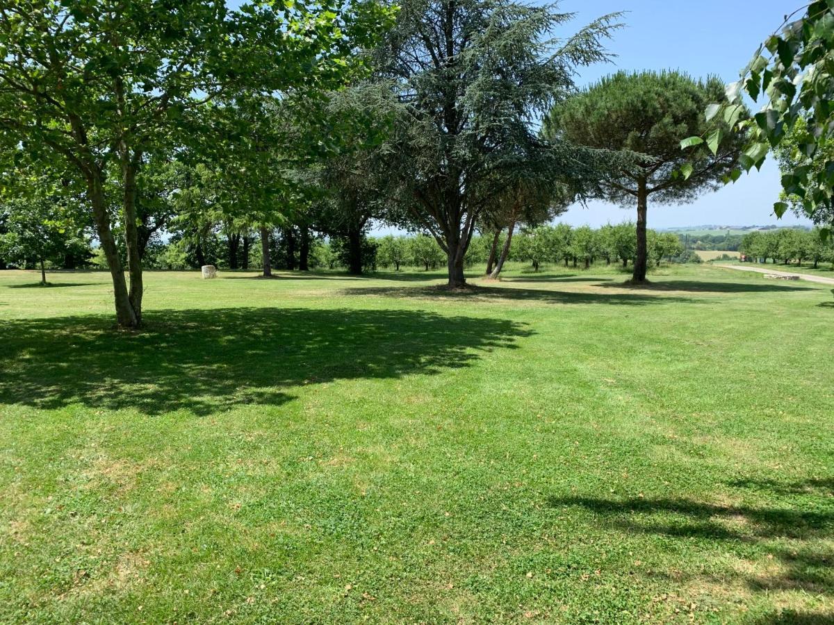 Gite De Beausoleil La Romieu Exterior photo